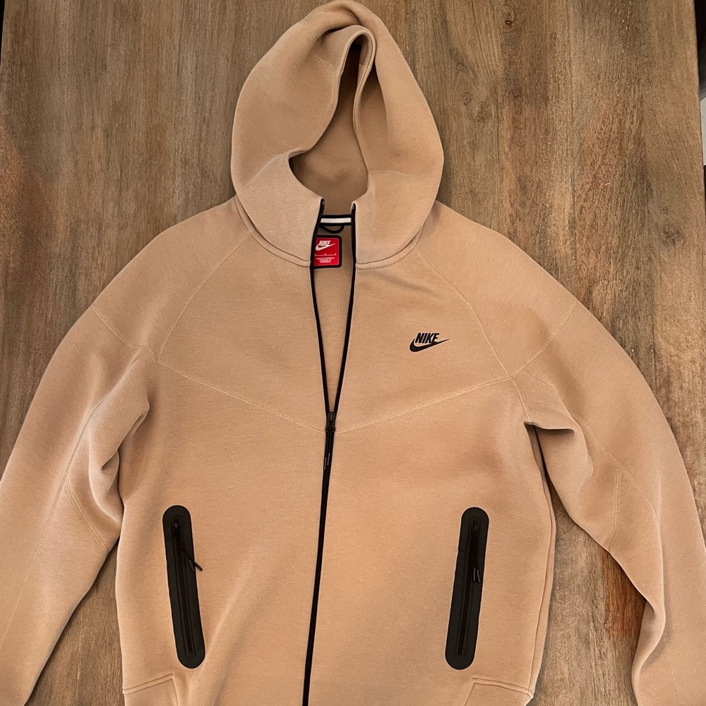 Nike Tech Mens Full zip jacket.  Khaki